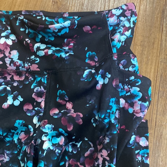 Avia blue floral leggings size small - Picture 4 of 6